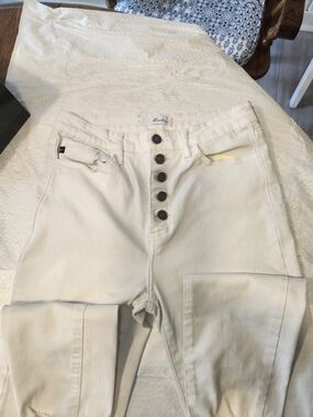 Kut from the Kloth Cream High-Rise Button-Fly Jeans